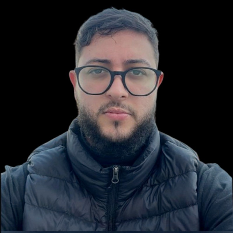 Erik Gama